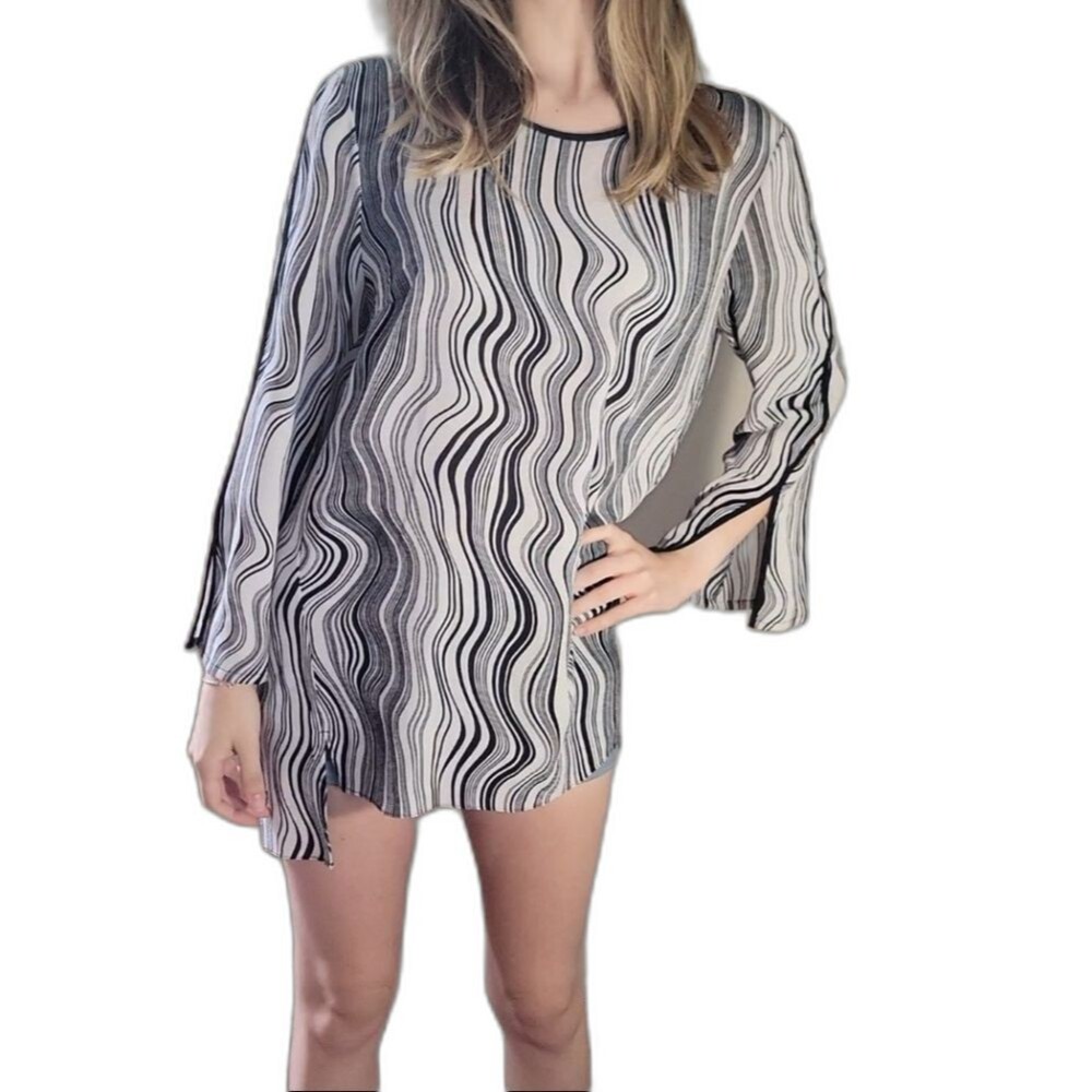 Jones New York Womens Size L Large White Black Pullover Top Tunic Scoop Neck